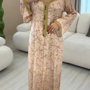 جلابية مغربية أنيقة